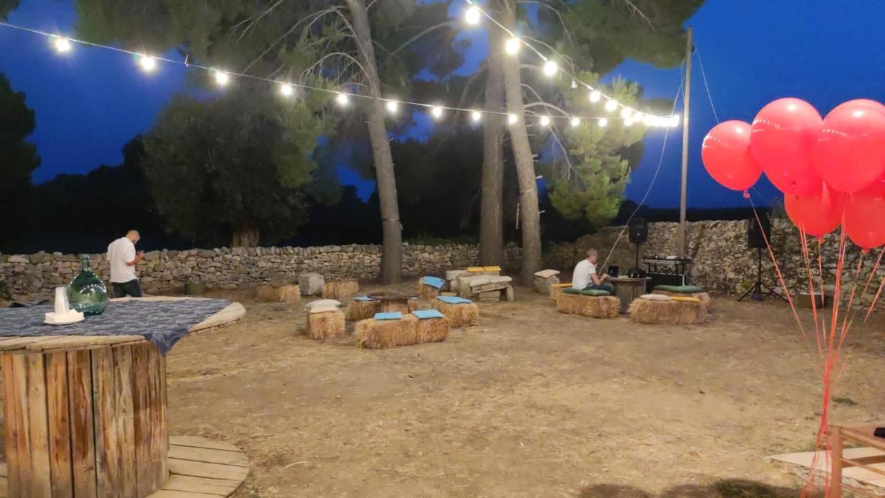 Ych-Le Grotte Di Sileno Bed and Breakfast Castellaneta Eksteriør billede