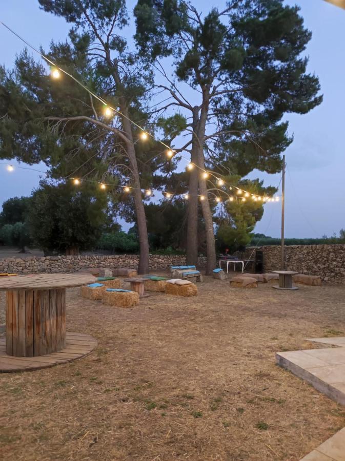 Ych-Le Grotte Di Sileno Bed and Breakfast Castellaneta Eksteriør billede